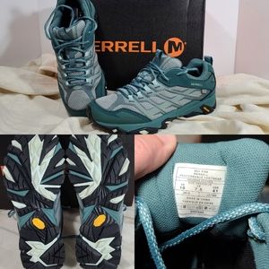 Merrell Moab FST goretex hiking shoes